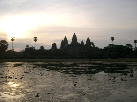 Go to travel (5) カンボジア トゥクトゥク🛺から落ちかける